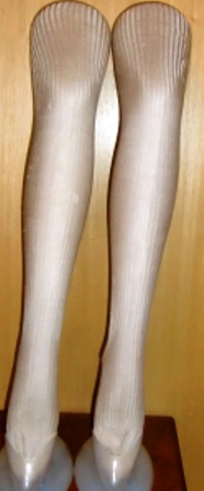 xxM275M 1870s white silk Stockings